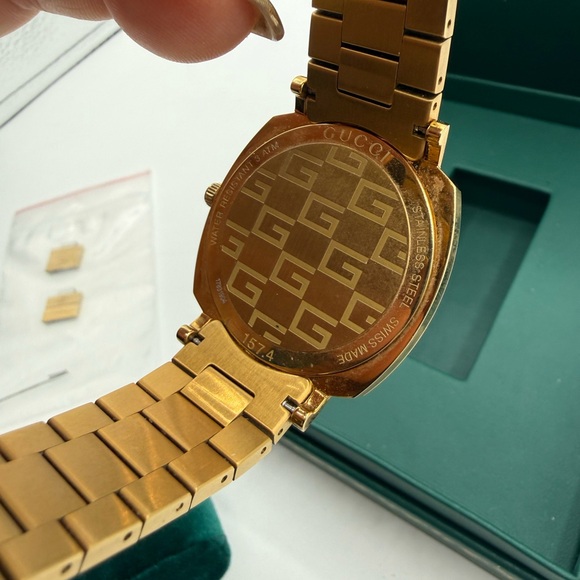 Gucci Grip ladies Gold Retro Jump-Hour Bracelet Watch main image 7